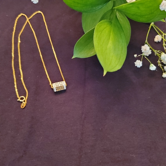 New 18 gm real gold necklace.